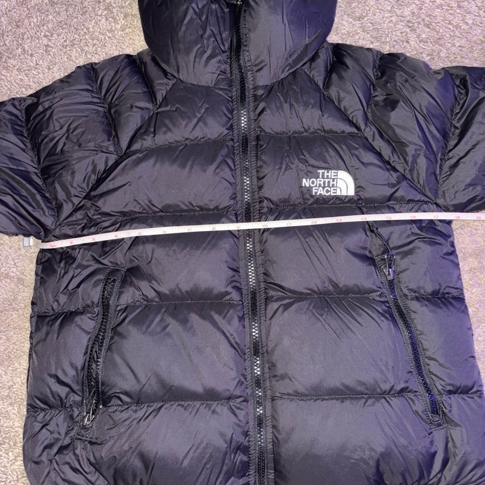 The North Face Women's Puffer Jacket - Picture 10 of 14